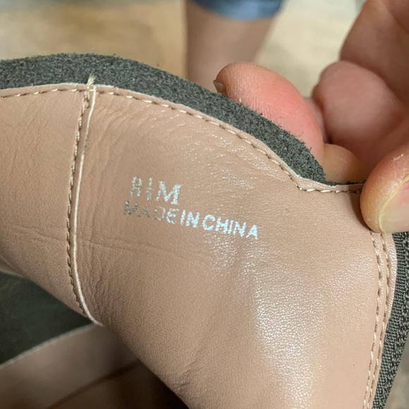 Paolo High Top Wedge Sneaker - Picture 7 of 8